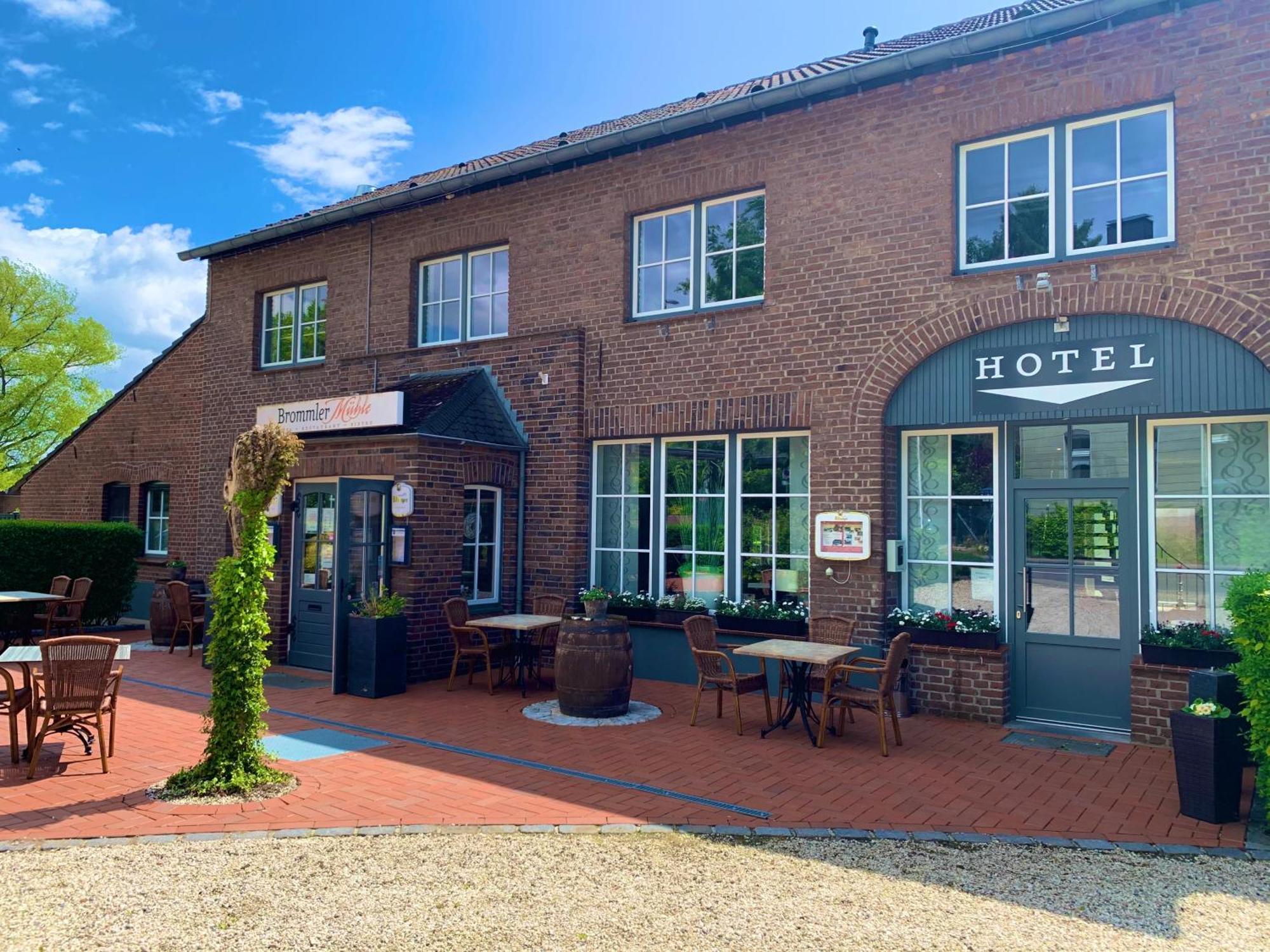 Hotel & Restaurant Brommler Muehle Gangelt Luaran gambar